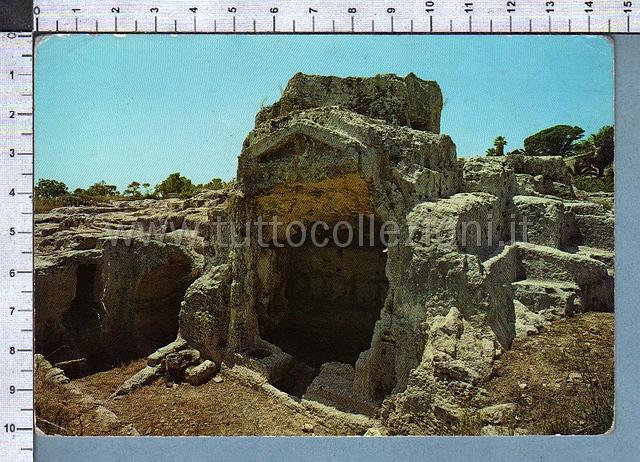 Collezionismo di cartoline postali